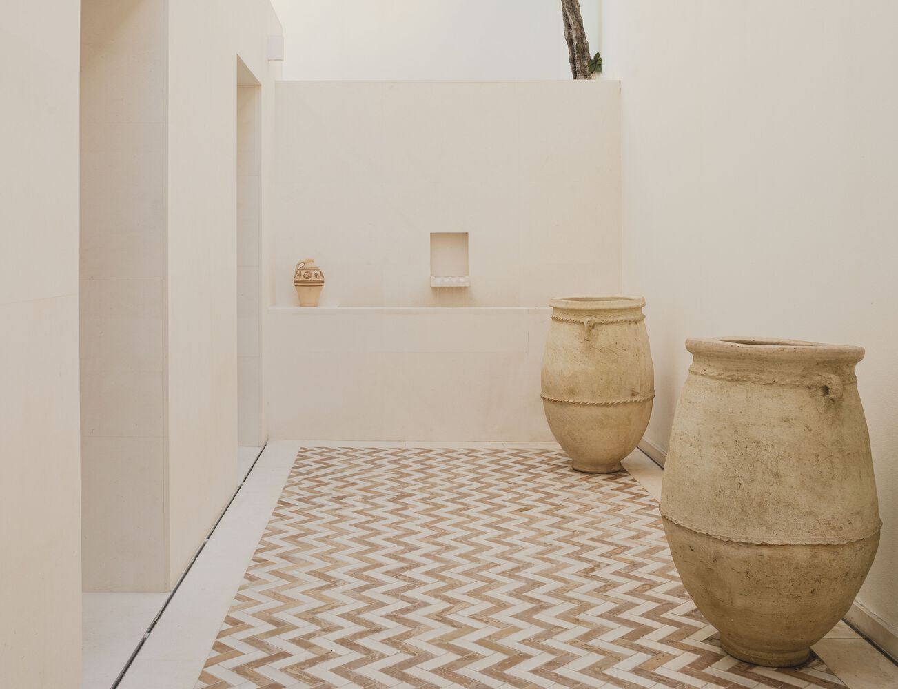 马德里 Quinta de Fuente del Berro 公园旁的历史建筑重生——Berro House-23