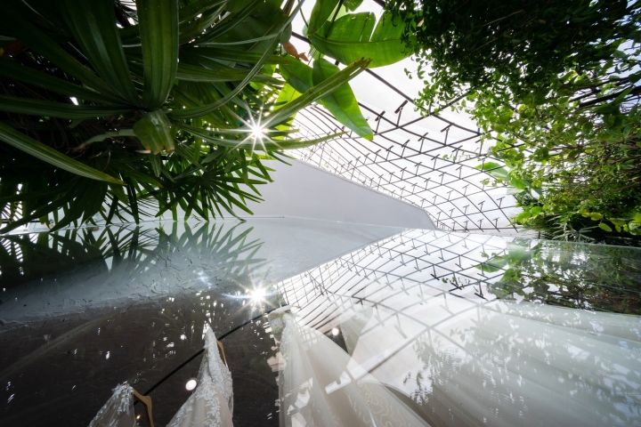 越南胡志明市婚庆大楼·曲线立面与室内星空设计-33