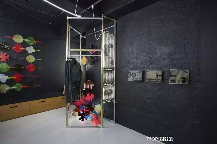 汉城Customellow黑色男装空间设计-8