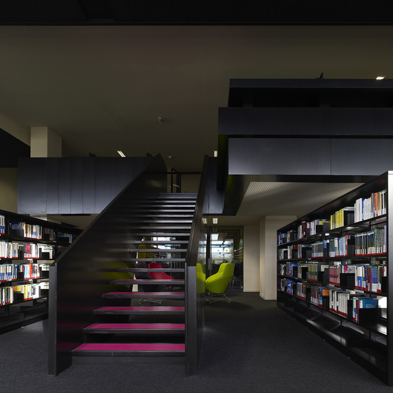 里昂一大科学大学图书馆改造项目丨法国丨AFAA Architecture,菲利普·奥达尔,马克·法瓦罗-3