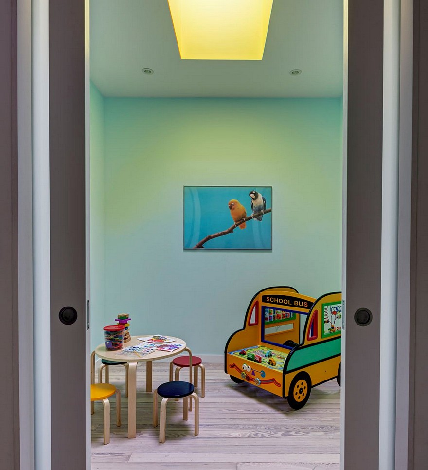 A Williamsburg Row House Gets a Modern Update-13