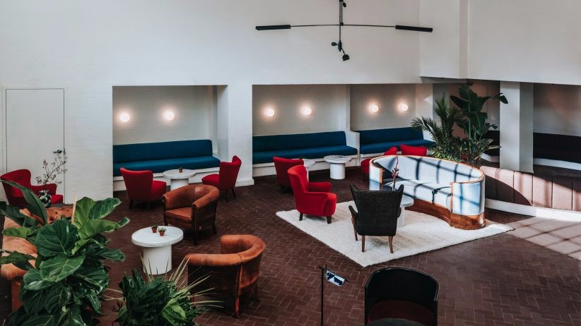 布鲁克林旧工厂改造的工业风酒店-0