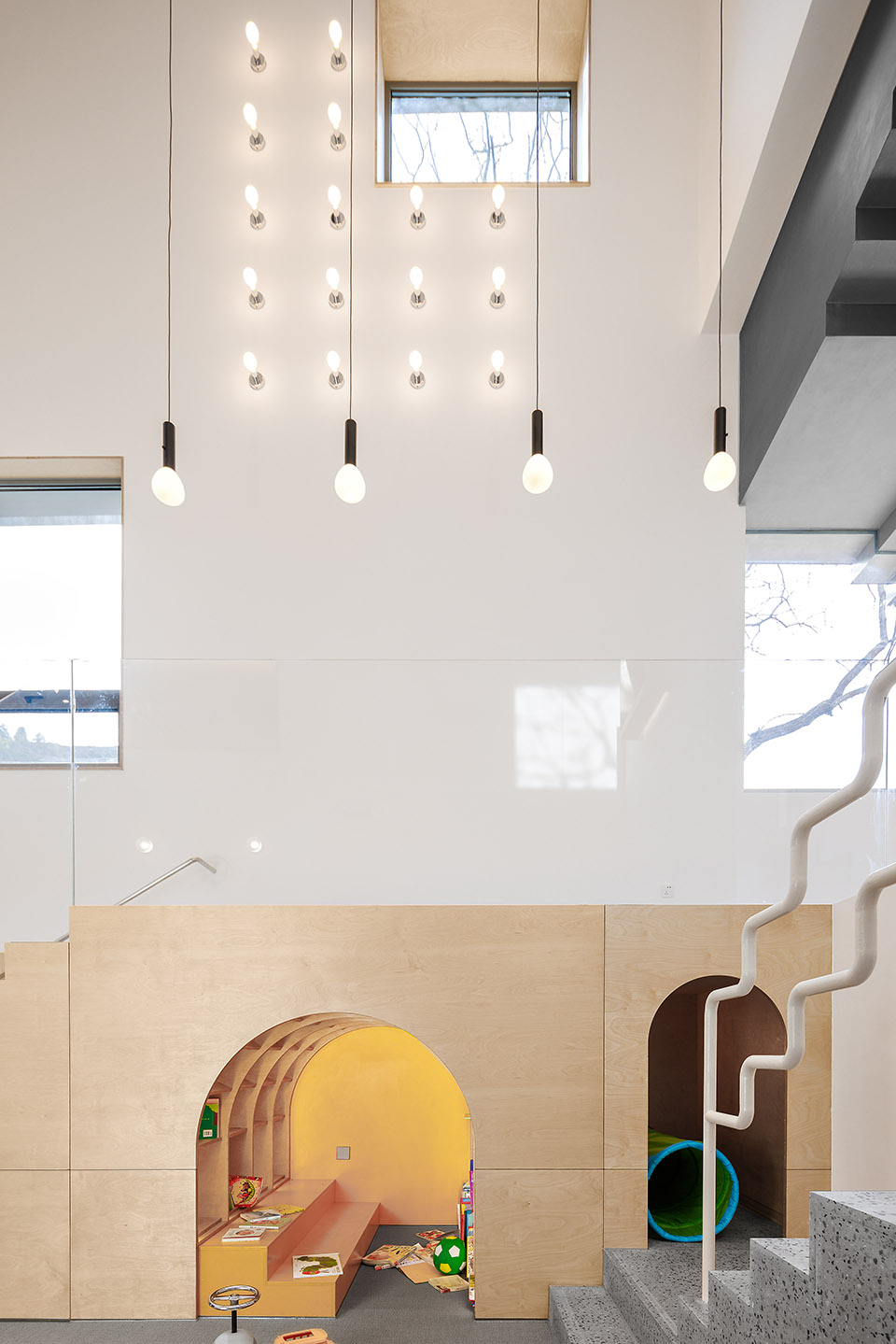 走神旅社 · 亲子友好,光影交织的山谷之家丨中国北京丨未来以北工作室-46