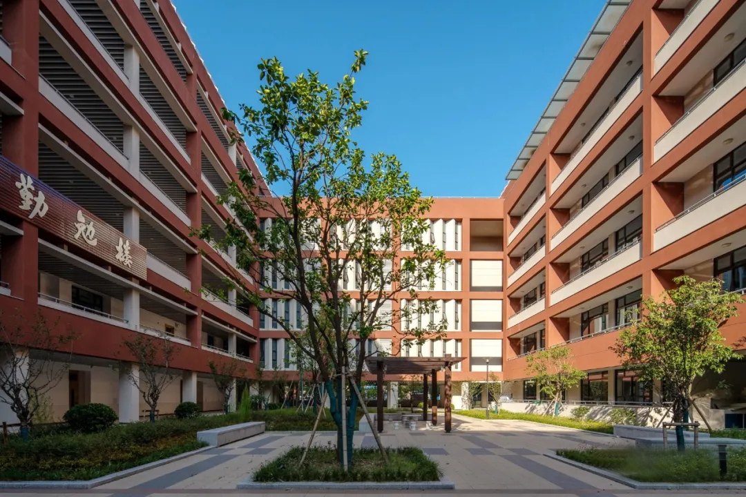 杭州市弘益中学丨中国杭州丨筑境设计-13