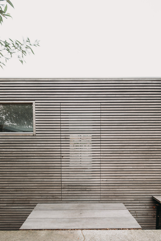 Energy Neutral Floating Villa ‘Haarlem Shuffle’  vanOmmeren-42