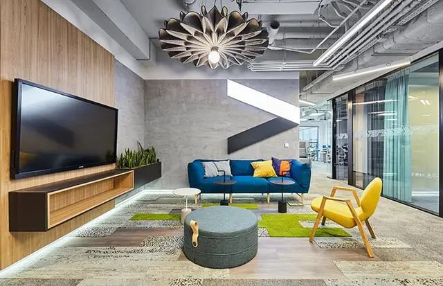 埃森哲布加勒斯特办公室 | 以人为本的全脑领导力空间-4