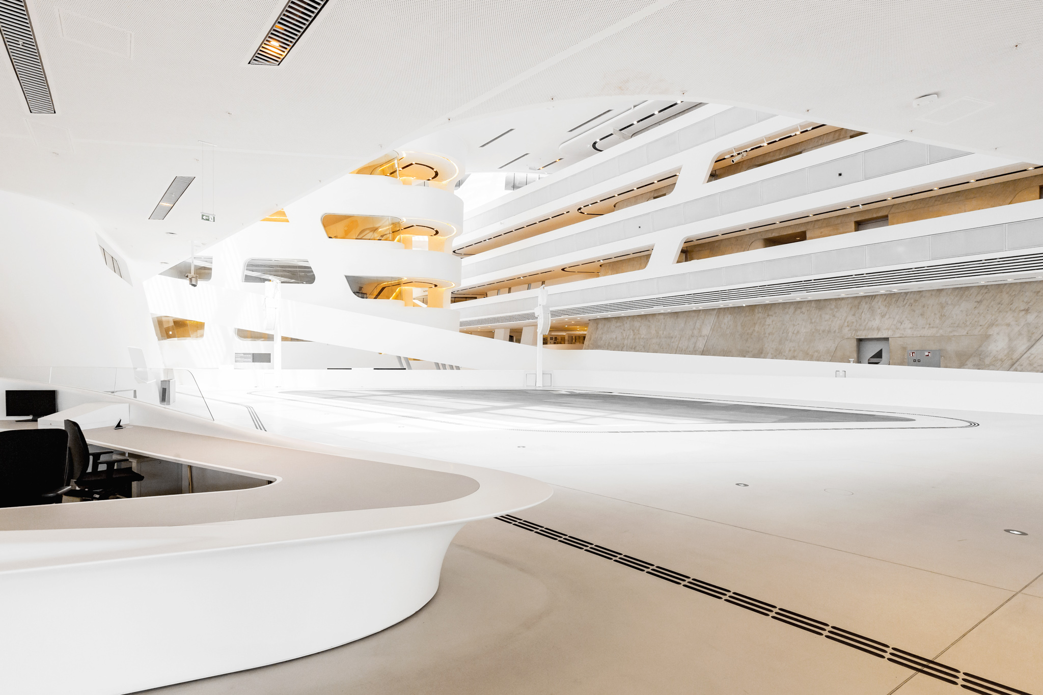 维也纳经济大学图书馆与学习中心丨奥地利维也纳丨扎哈·哈迪德建筑事务所-13