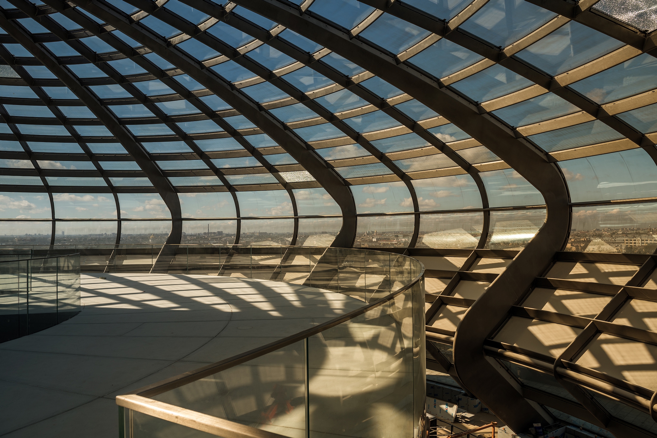 Àäìèíèñòðàòèâíûé è îáùåñòâåííî-äåëîâîé êîìïëåêñ «Íåâñêàÿ ðàòóøà»-15