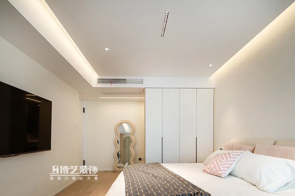 奶油风河畔名邸,春日浪漫居家空间丨博艺装饰-33