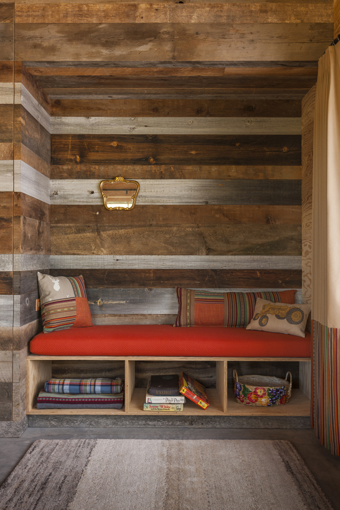 Cabins in Eastern Washington | Swivel Interiors-33