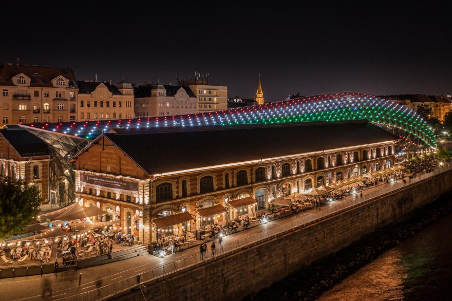 The Whale 建筑灯光设计丨匈牙利布达佩斯丨Tamas Dragon-23