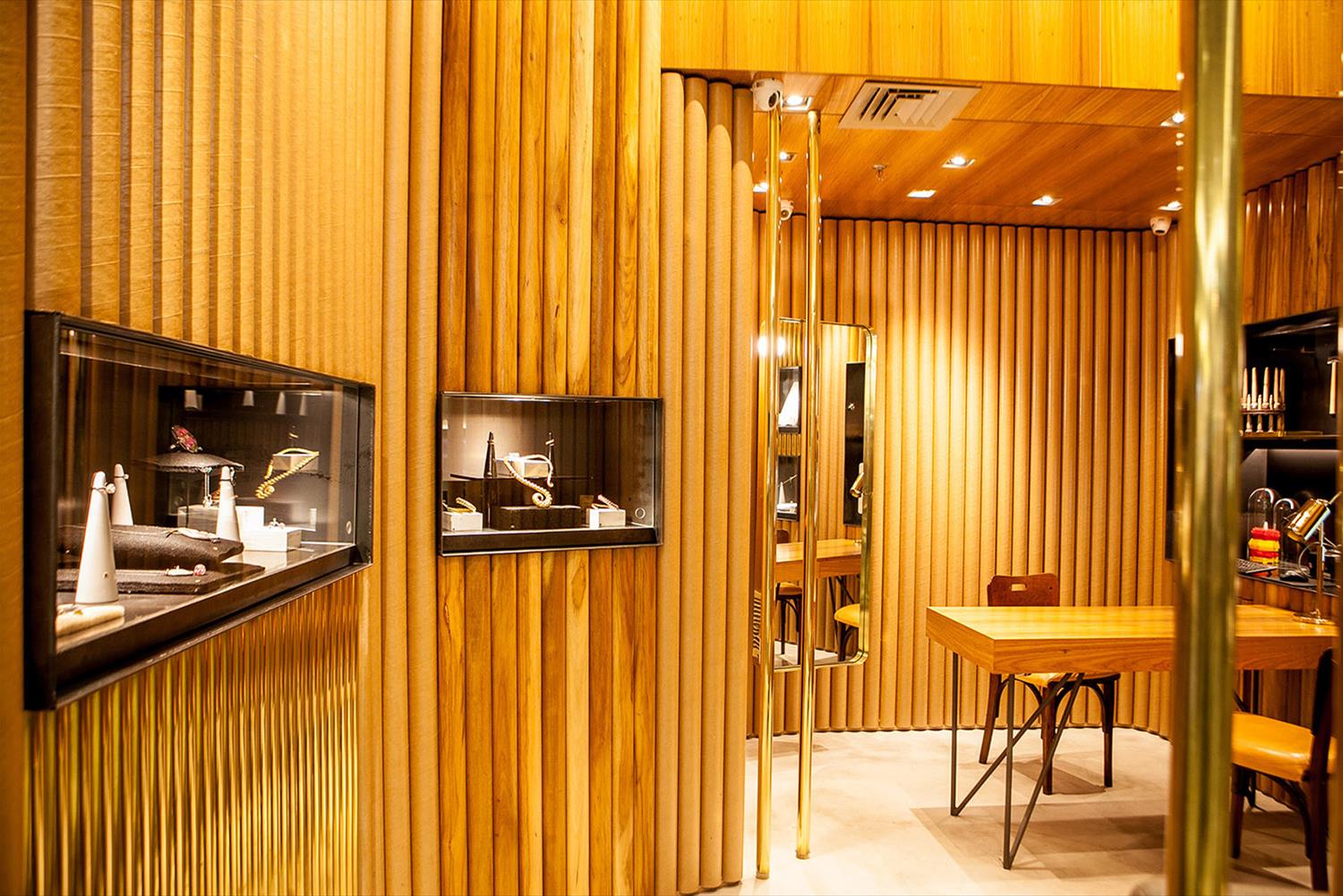 Mariah Rovery 商店-3