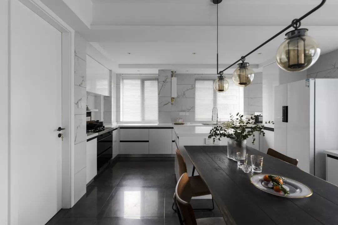 130 平混搭风家居，开放式厨房++ 隐形门的神仙组合-54