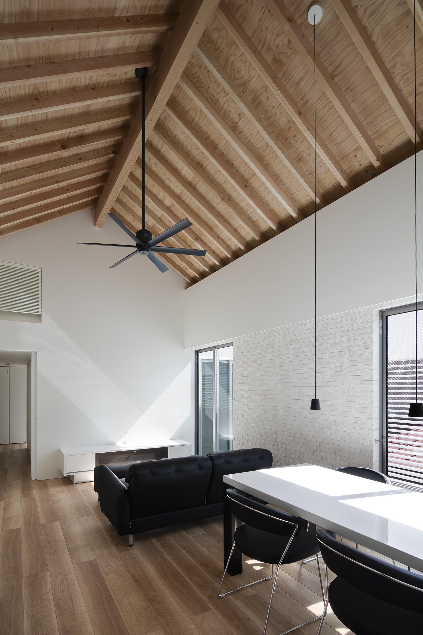 日本大阪平川简约住宅 | 室内外和谐共生的生活空间-6