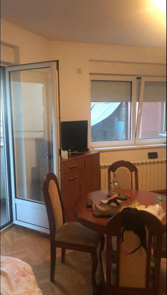 30平米公寓室内改造丨贝尔格莱德丨EnterijerNA-44