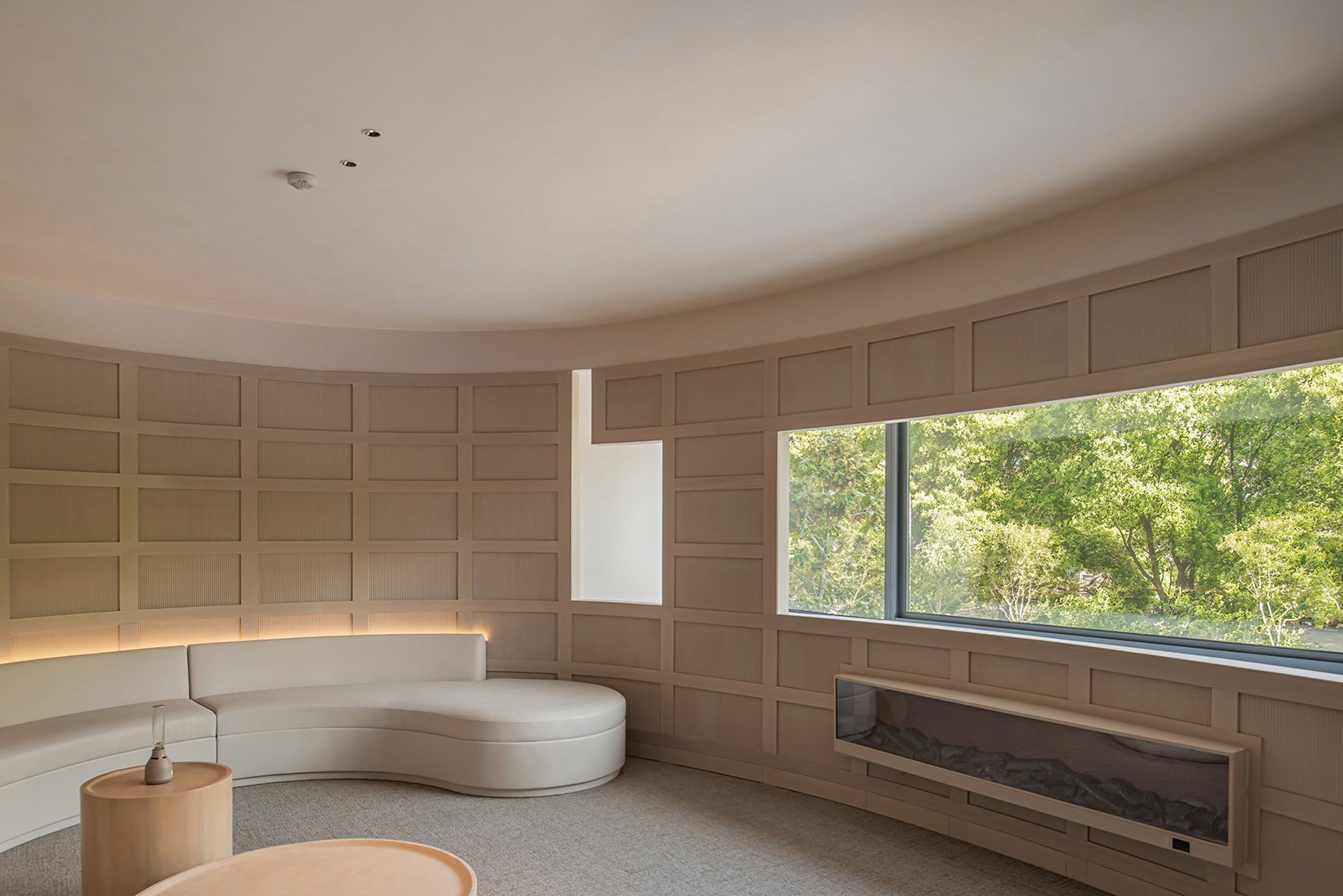 凿壁借景·延锋秀浦路展厅接待空间丨中国上海丨多棵设计-11