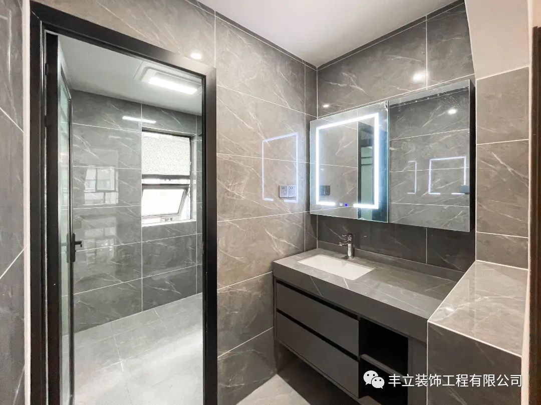 130㎡现代简约三口之家-59