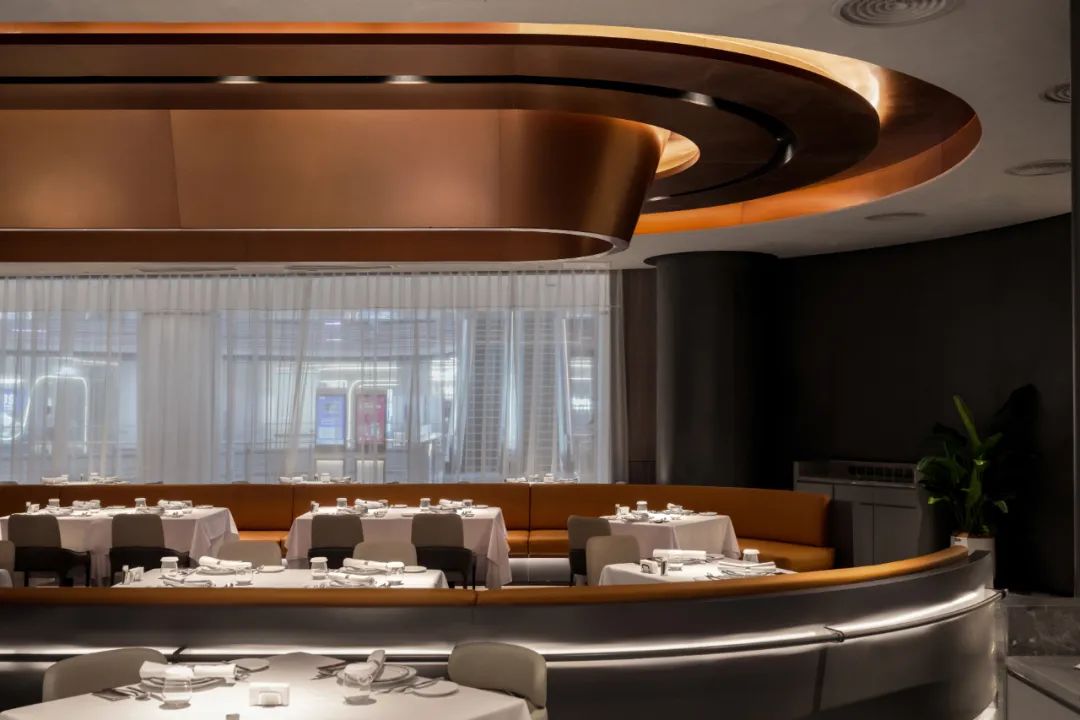未来主义王品牛排 · 太空舱餐厅的浪漫探索丨中国深圳丨廖凡帆,钟淑铭-23