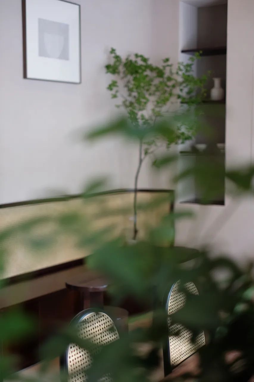 《菜卷の菓子屋》 | 85 平米三室空间,消防管下的逆袭设计-41