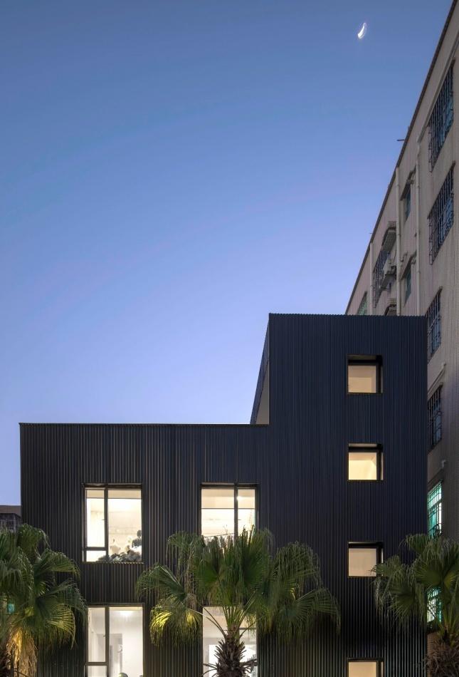 欧源空间设计-深圳丨办公建筑丨南山“黑”空间办公空间建筑外观设计-7