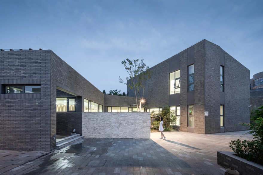 山东青年政治学院科研创新区-7