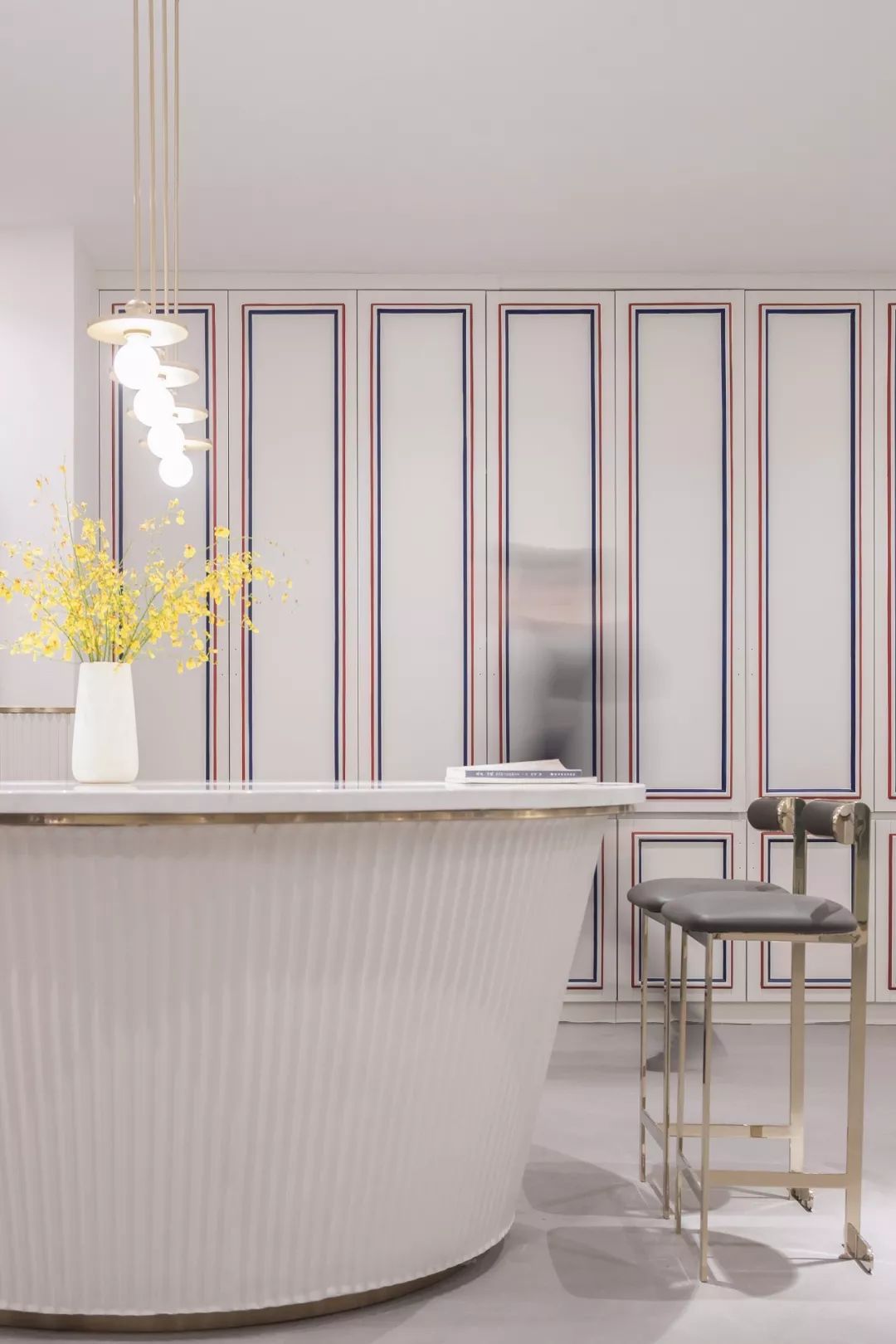 在这个令人惊叹的童话城堡办公室，我愿意天天加班！-50