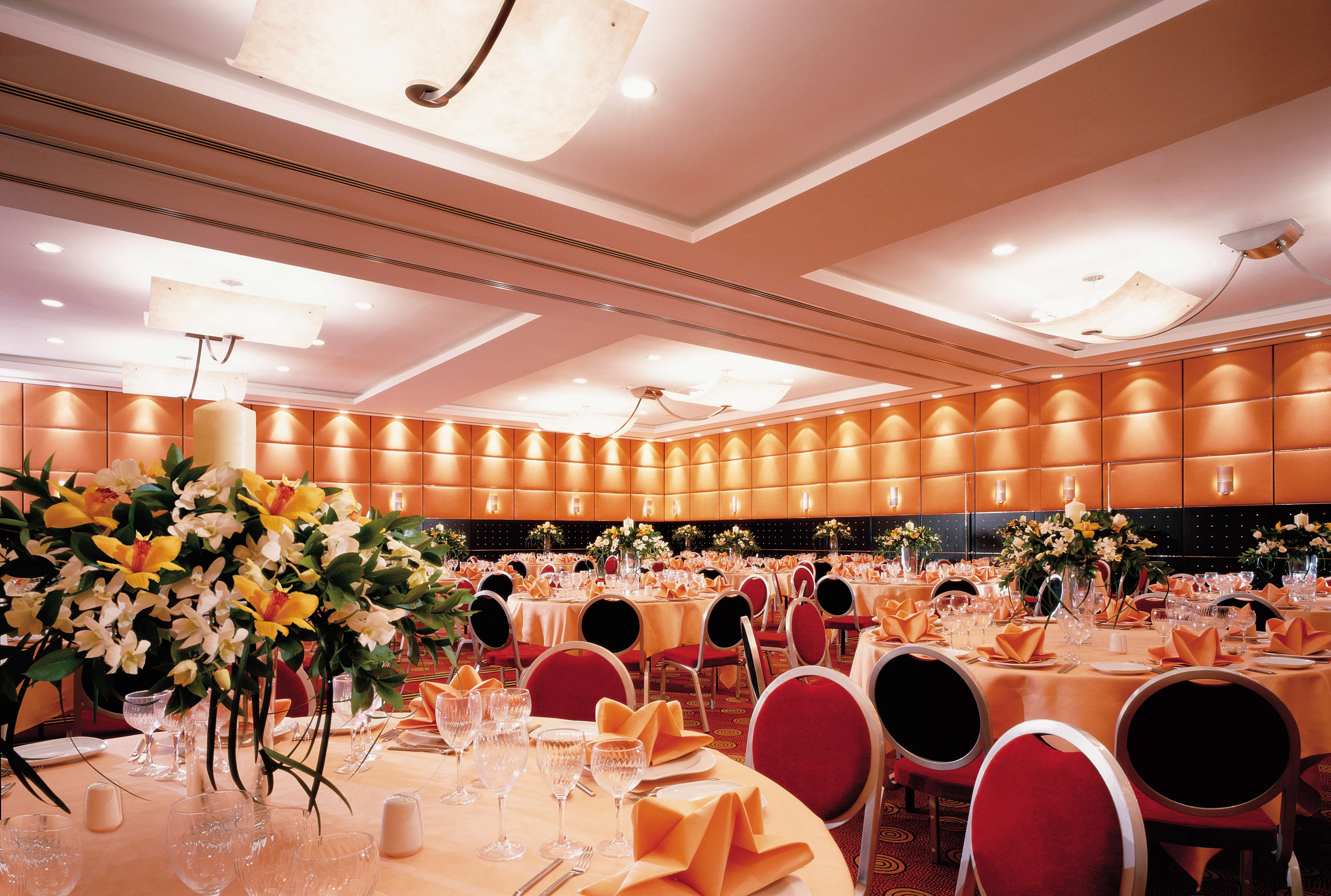 迪拜Traders Hotel, Dubai   230M-13