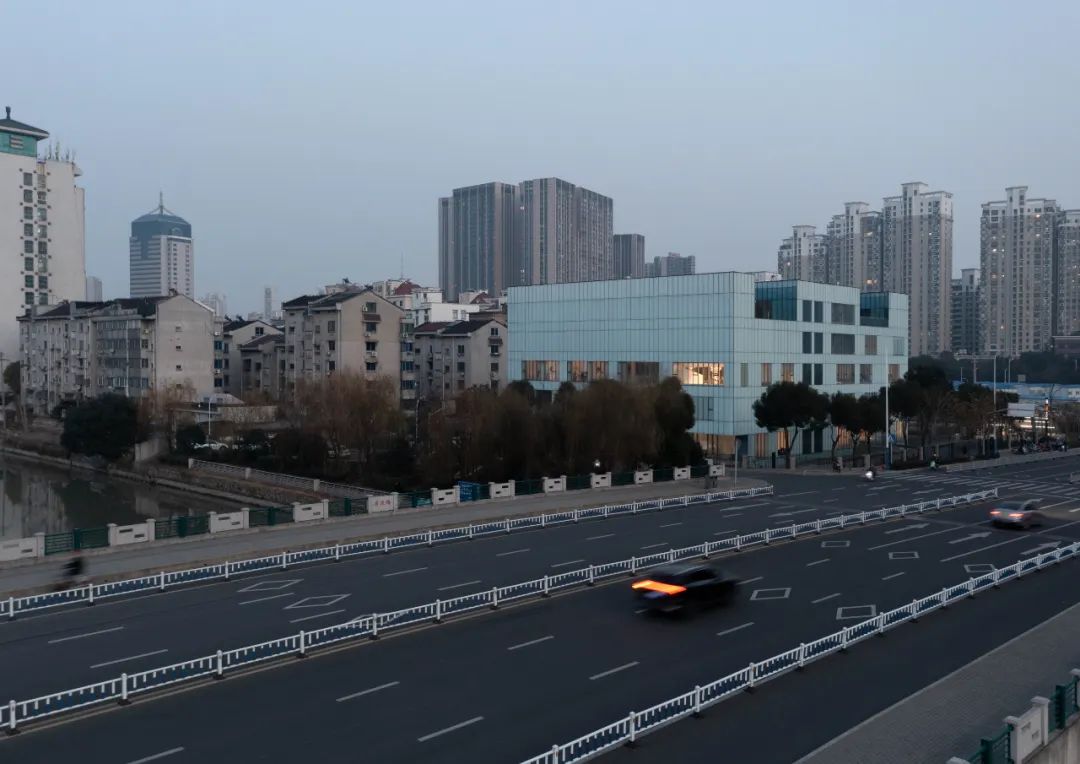 “隐形”建筑：港华燃气办公楼 / 优意建筑设计-20