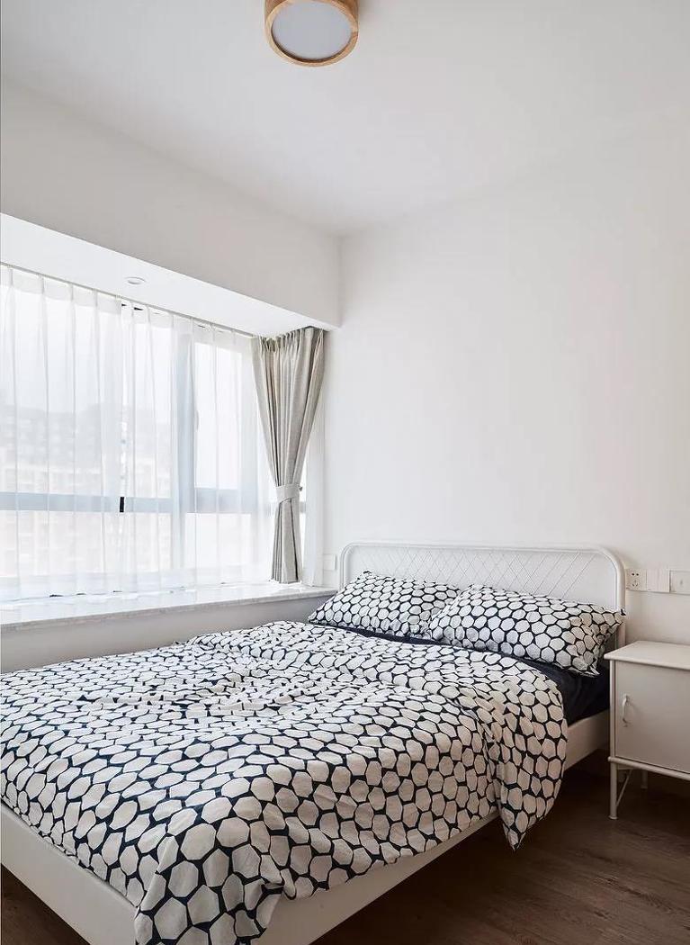 原木北欧风，打造简约艺术空间-16