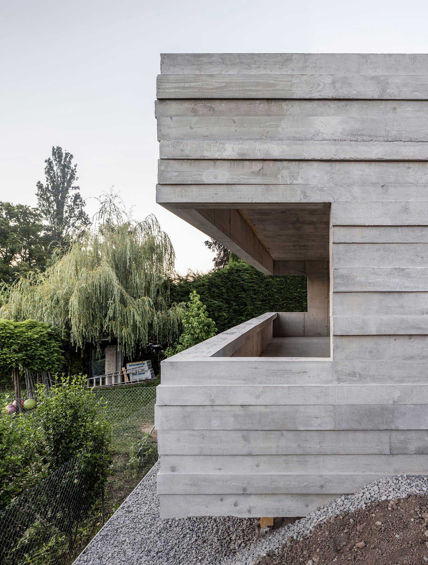 瑞士湖景“全景郊区”房-0