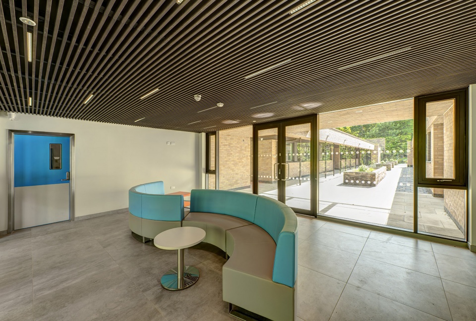 绿意环绕的伦敦巴特西猫狗之家-26