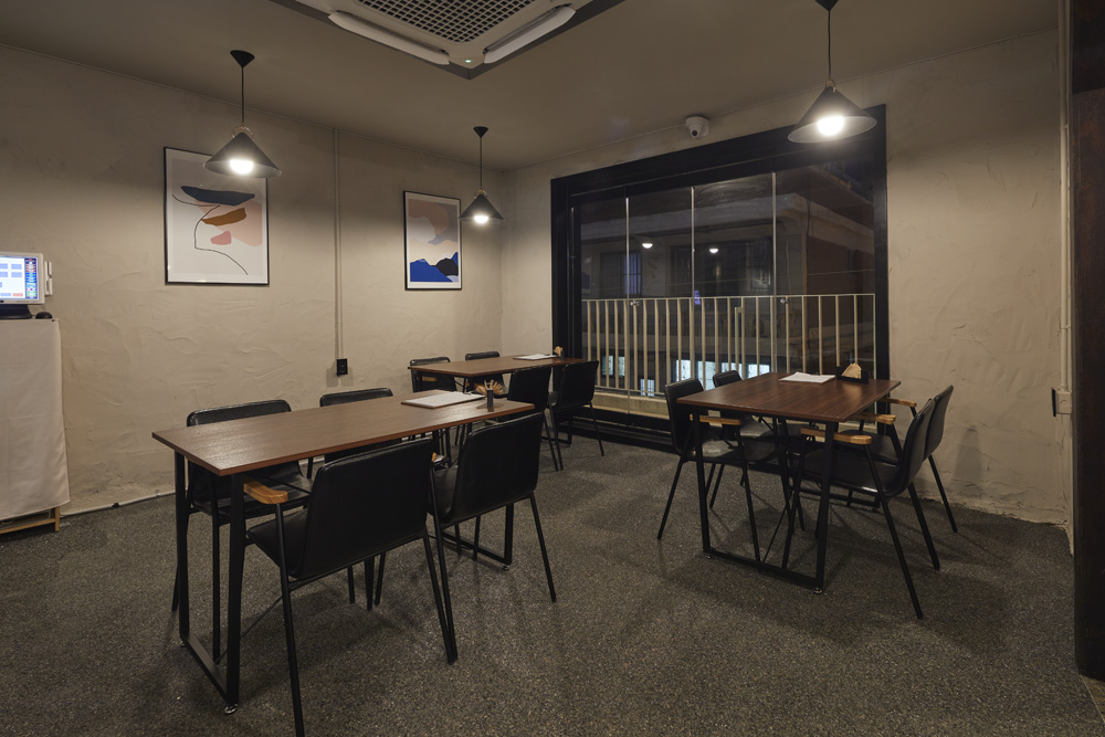 温馨 25 坪美食餐厅，打造舒适用餐环境-6