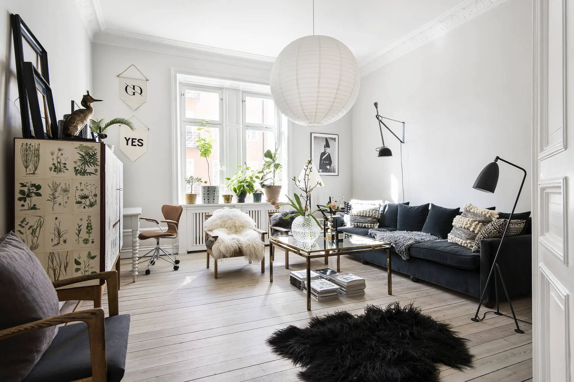 情感传承 | 用墙纸翻新老旧家具-1