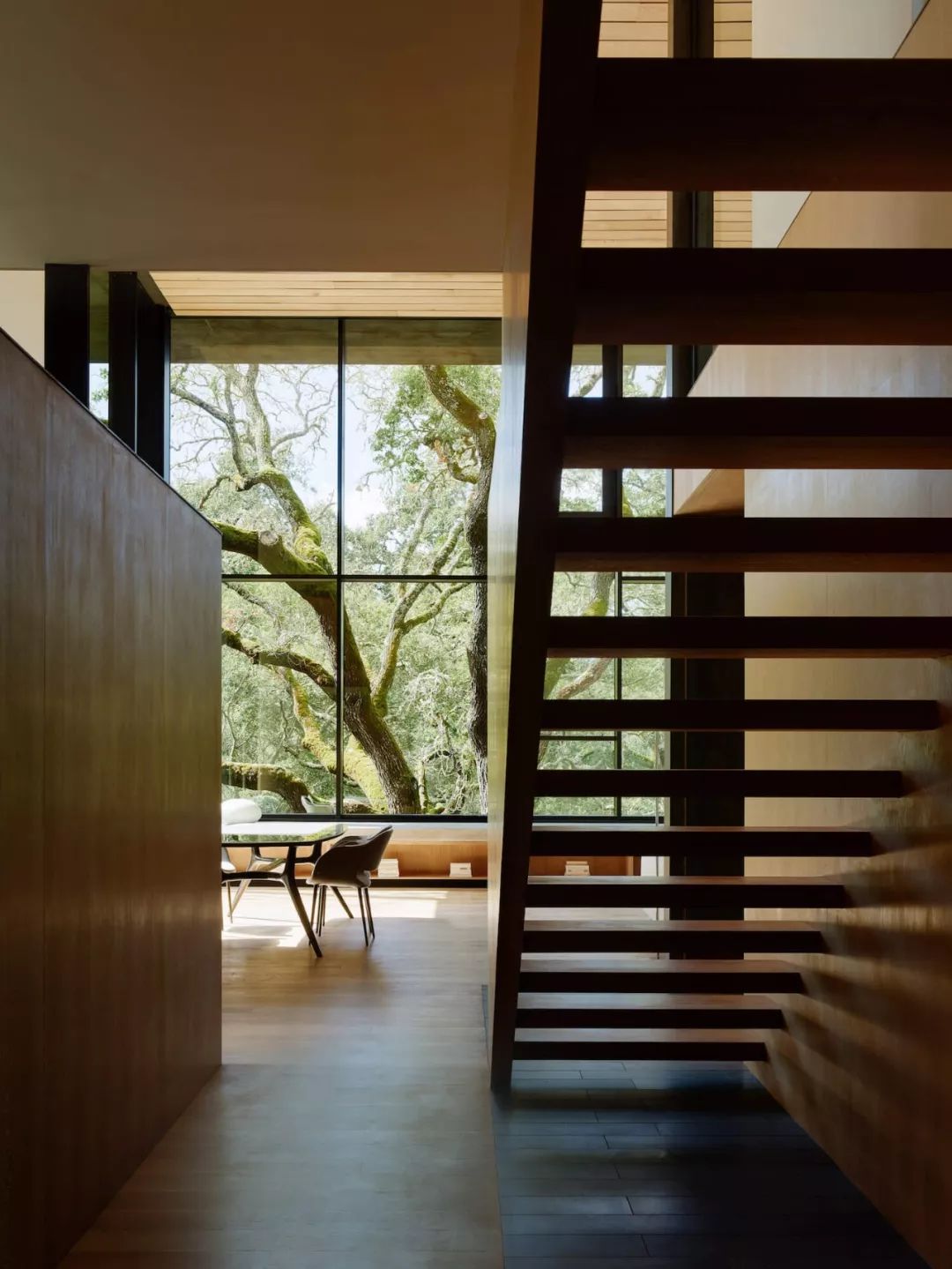 加州 Creek House | 自然与简约的完美融合-47