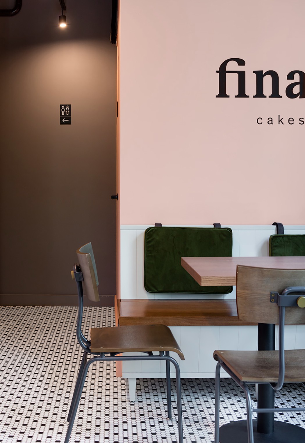 Financier cafe / Interior-7