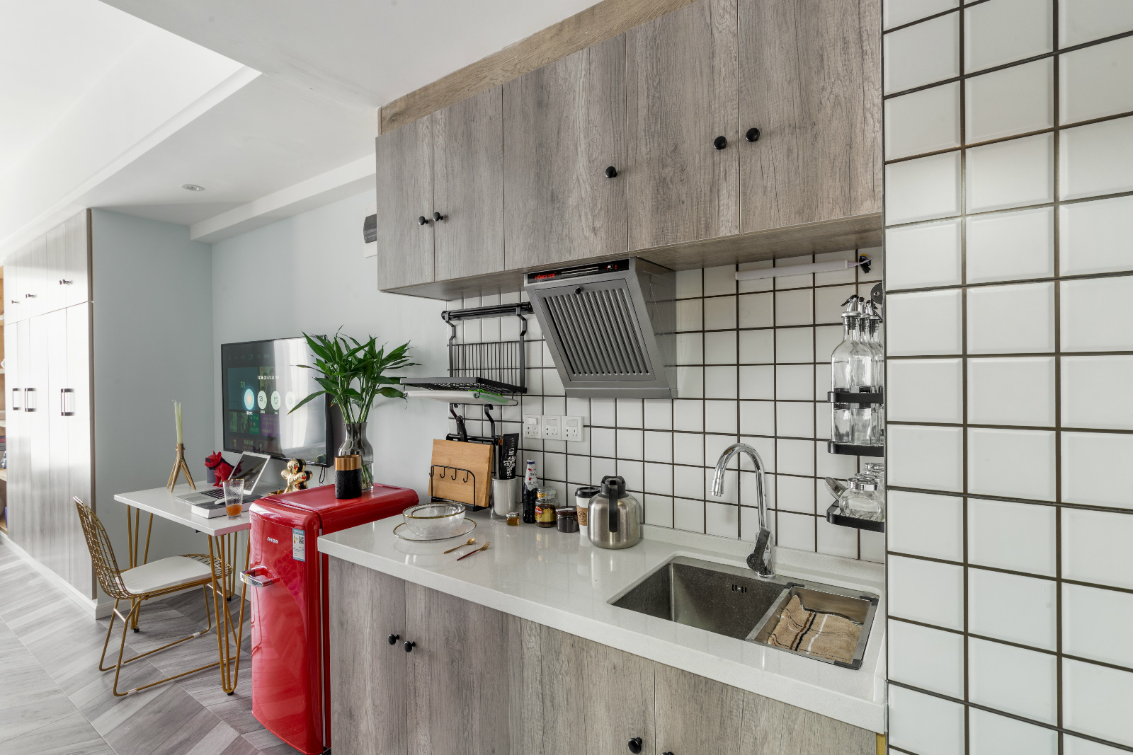 南京王府国际花园 40 平米现代轻奢公寓设计-29