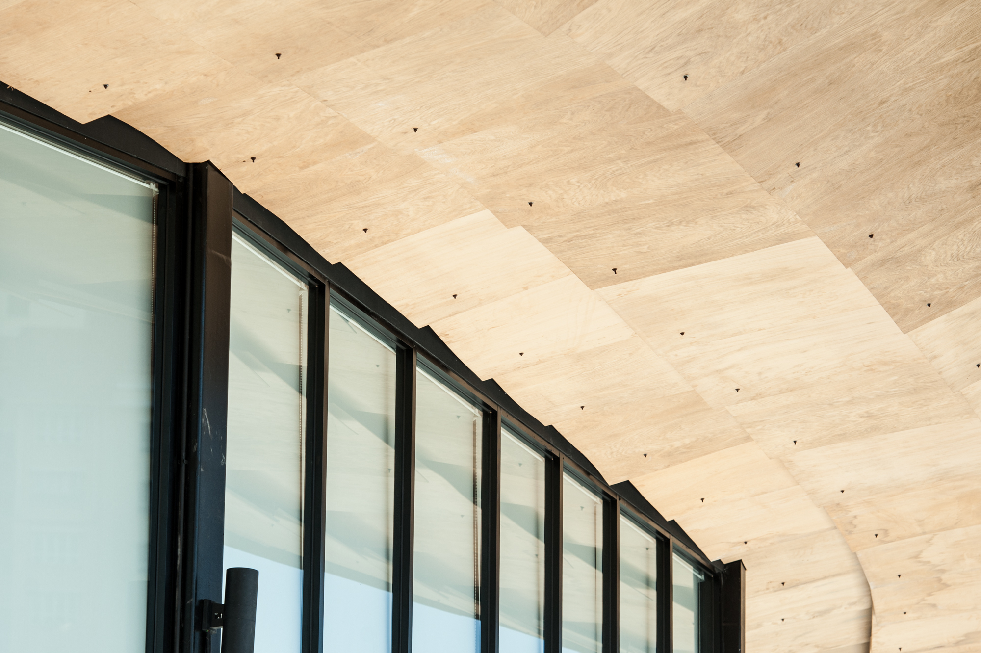 环形画廊设计,营造公共艺术空间-46