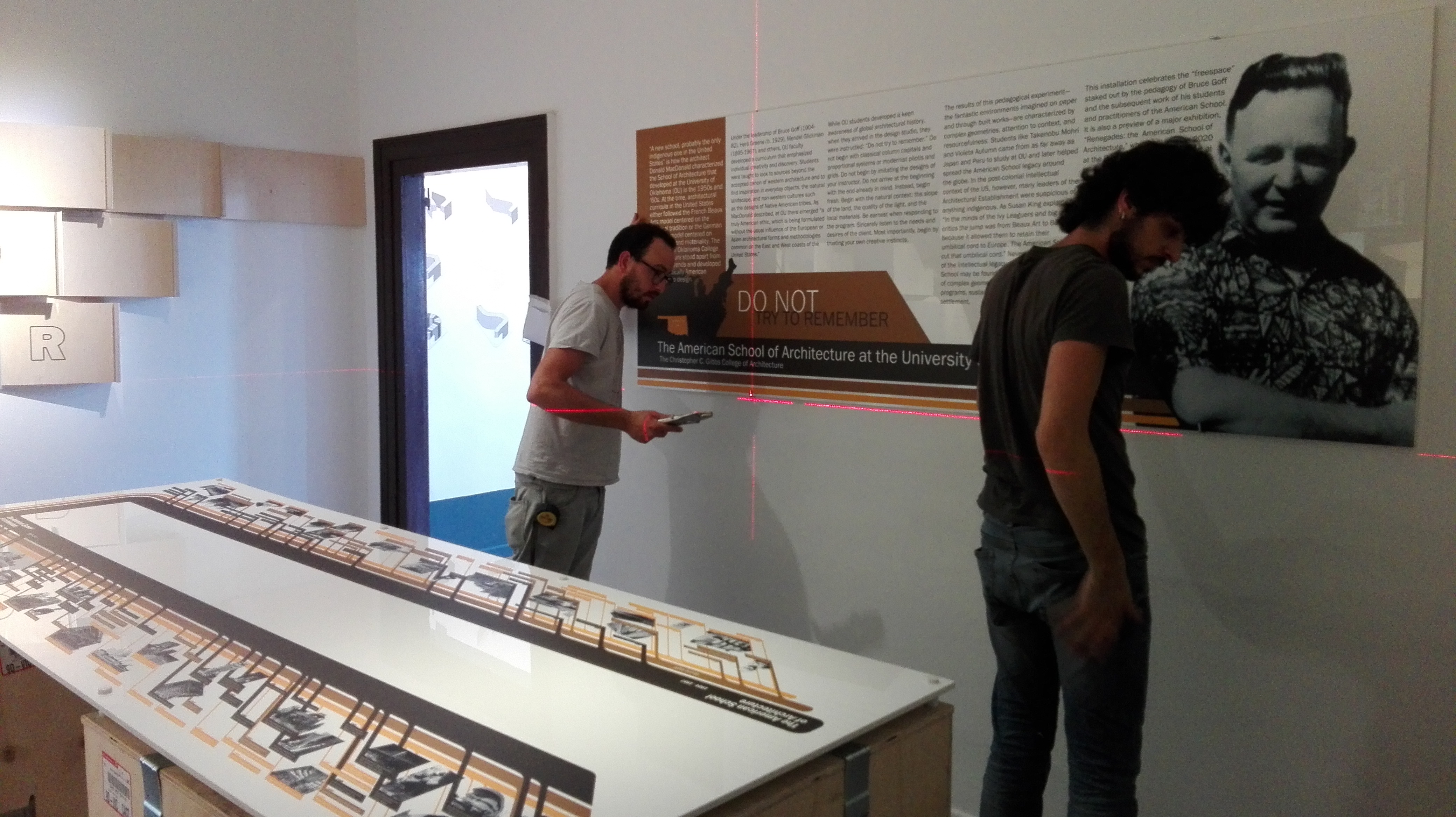 美国威尼斯学校展览设计-16