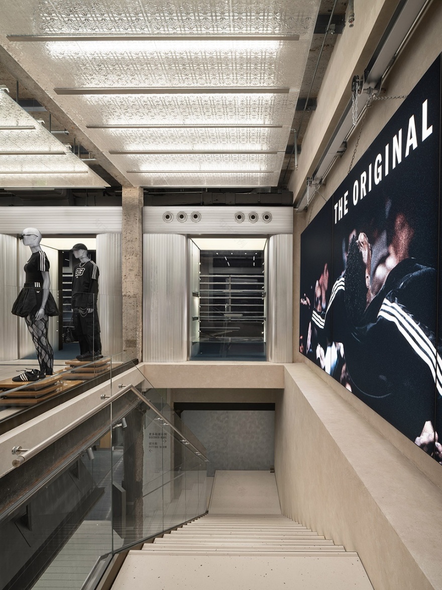 ADIDAS ORIGINALS安福322旗舰店丨中国上海丨東木筑造,TO ACC-44