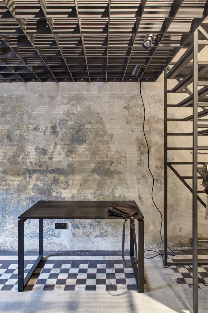 无线电车库丨乌克兰利沃夫-27