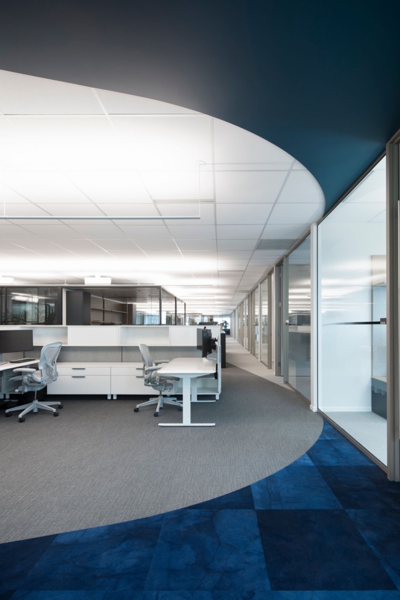 麦卡锡·泰特劳律师事务所丨加拿大蒙特利尔-24