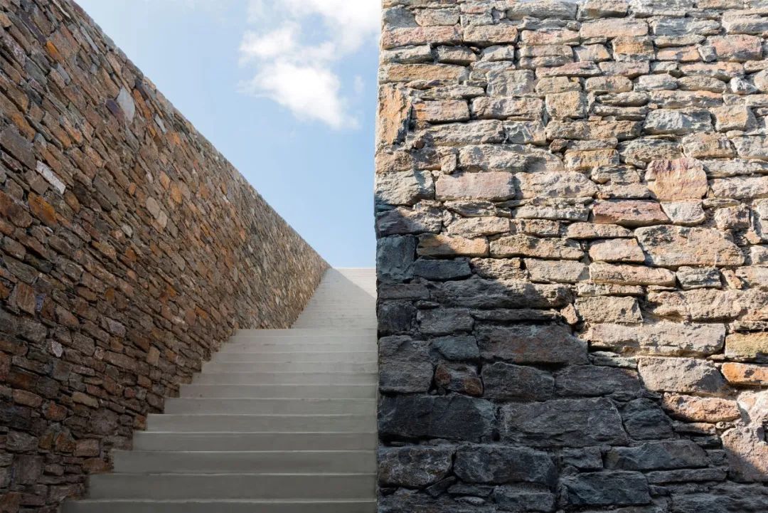 地平线下的神奇建筑 | 探寻隐藏的风景-53