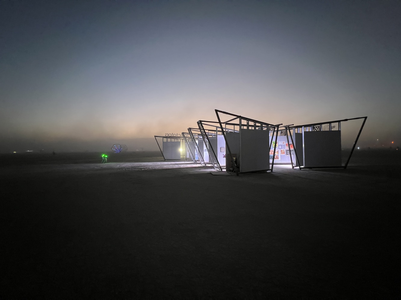 “无观众”博物馆丨美国丨J Absinthia Vermut,John Marx-70