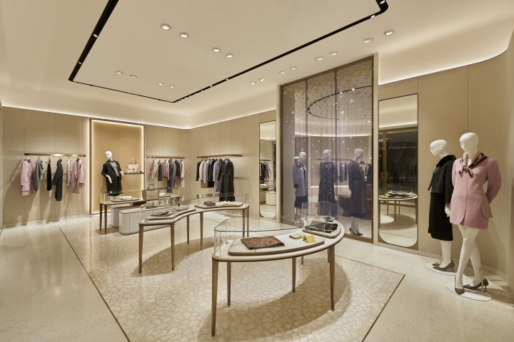 南京德基广场 V Grass 旗舰店-24