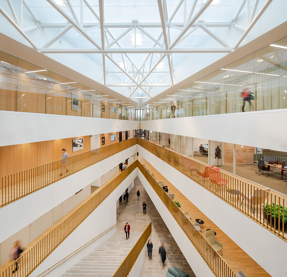 芬兰阿尔托大学Väre大楼-25