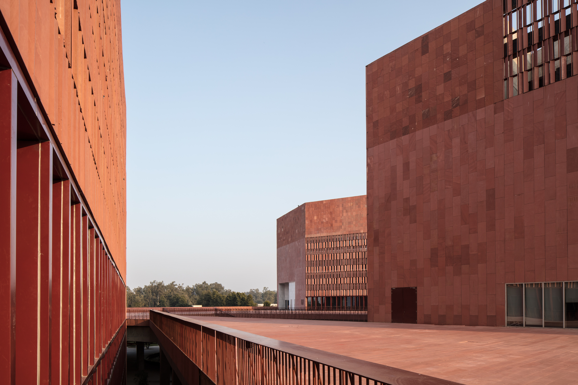 Thapar University Learning Laboratory / Mccullough Mulvin Architects + Designplus Associates Services-27