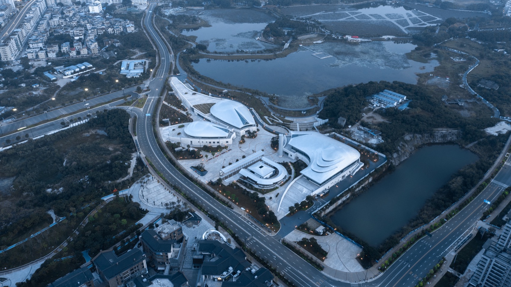 梅州两馆一场项目（城市展览馆,科技馆）丨中国梅州丨华南理工大学建筑设计研究院有限公司孙一民工作室-65