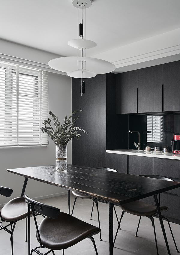 极简现代风家居,黑白红的魅力诠释-12