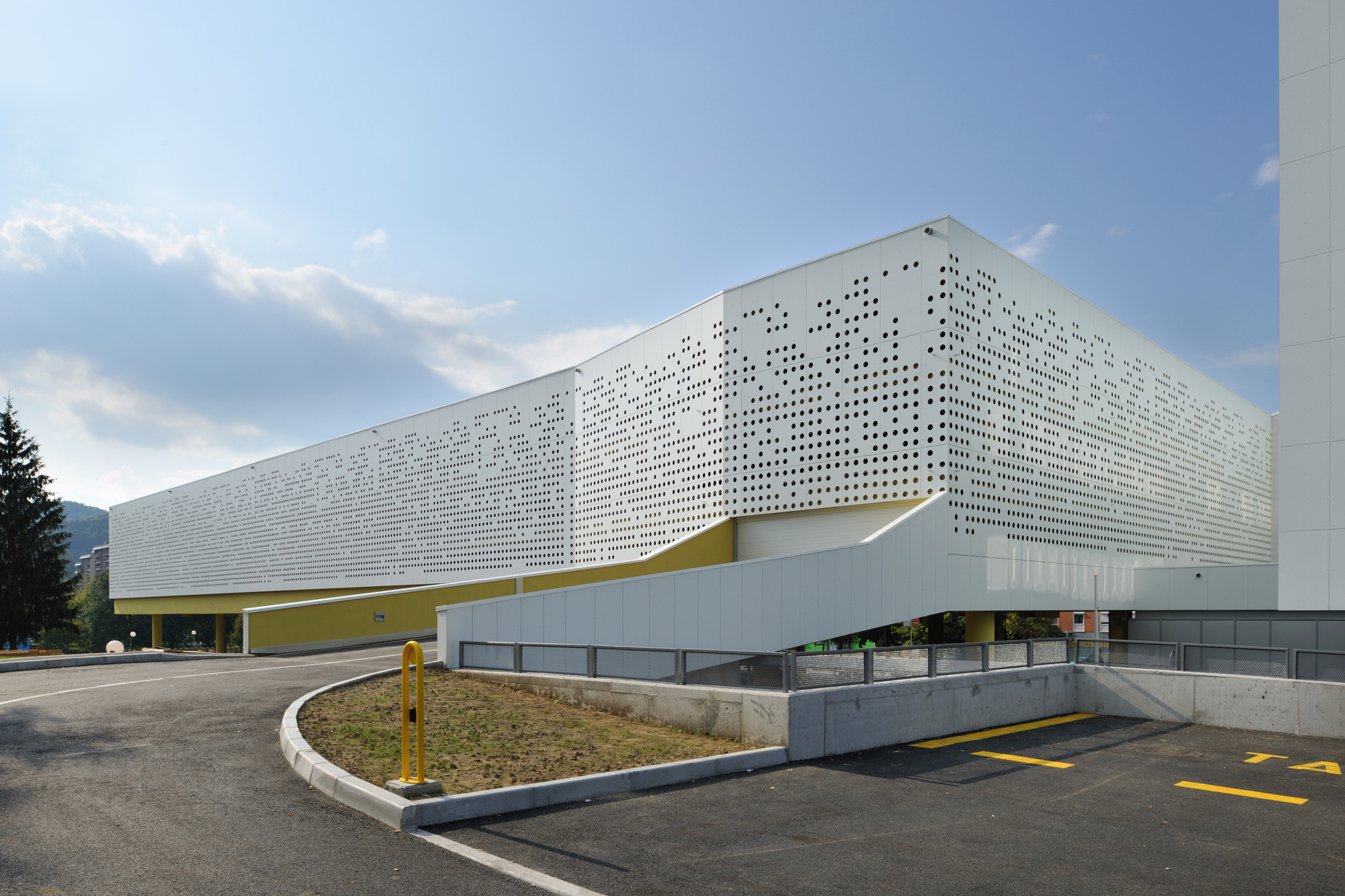 Velenje 公交车站-14