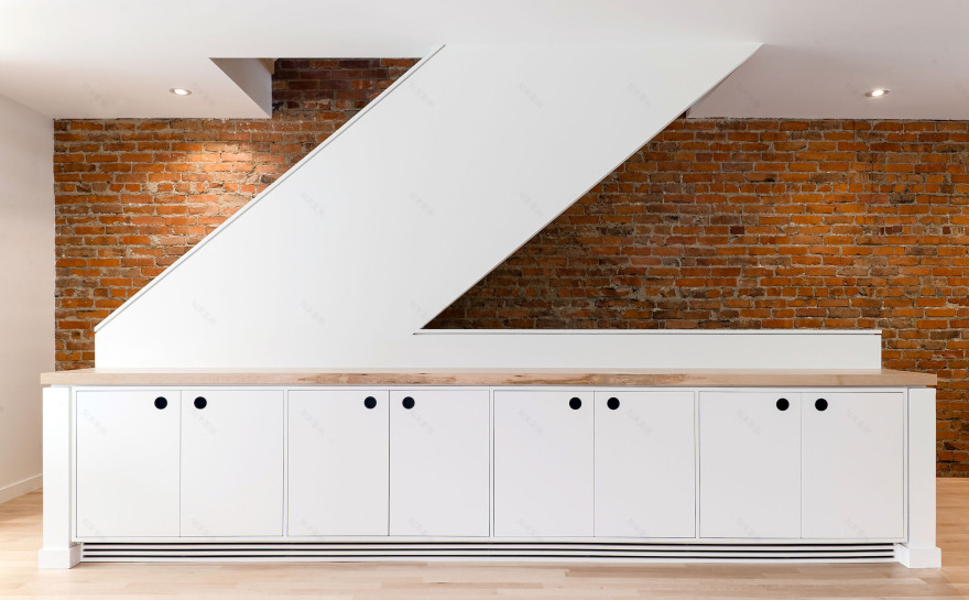 加拿大百年砖房蜕变,融入自然之美-6